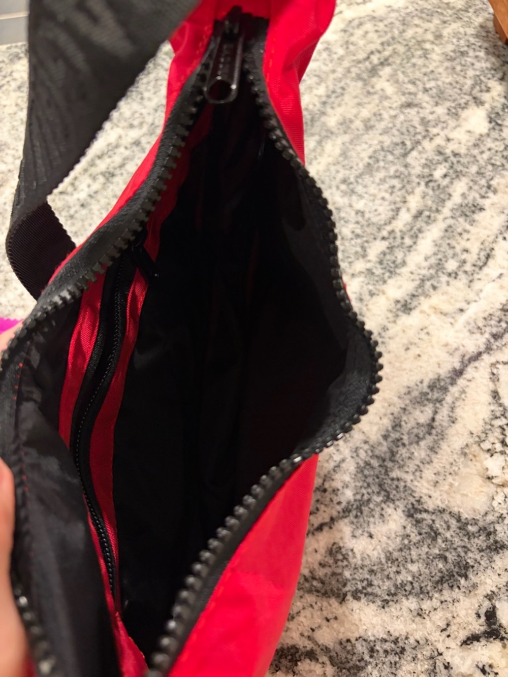 BAGGU Red Crescent Shoulder Bag with Black Strap - Picture 5 of 5